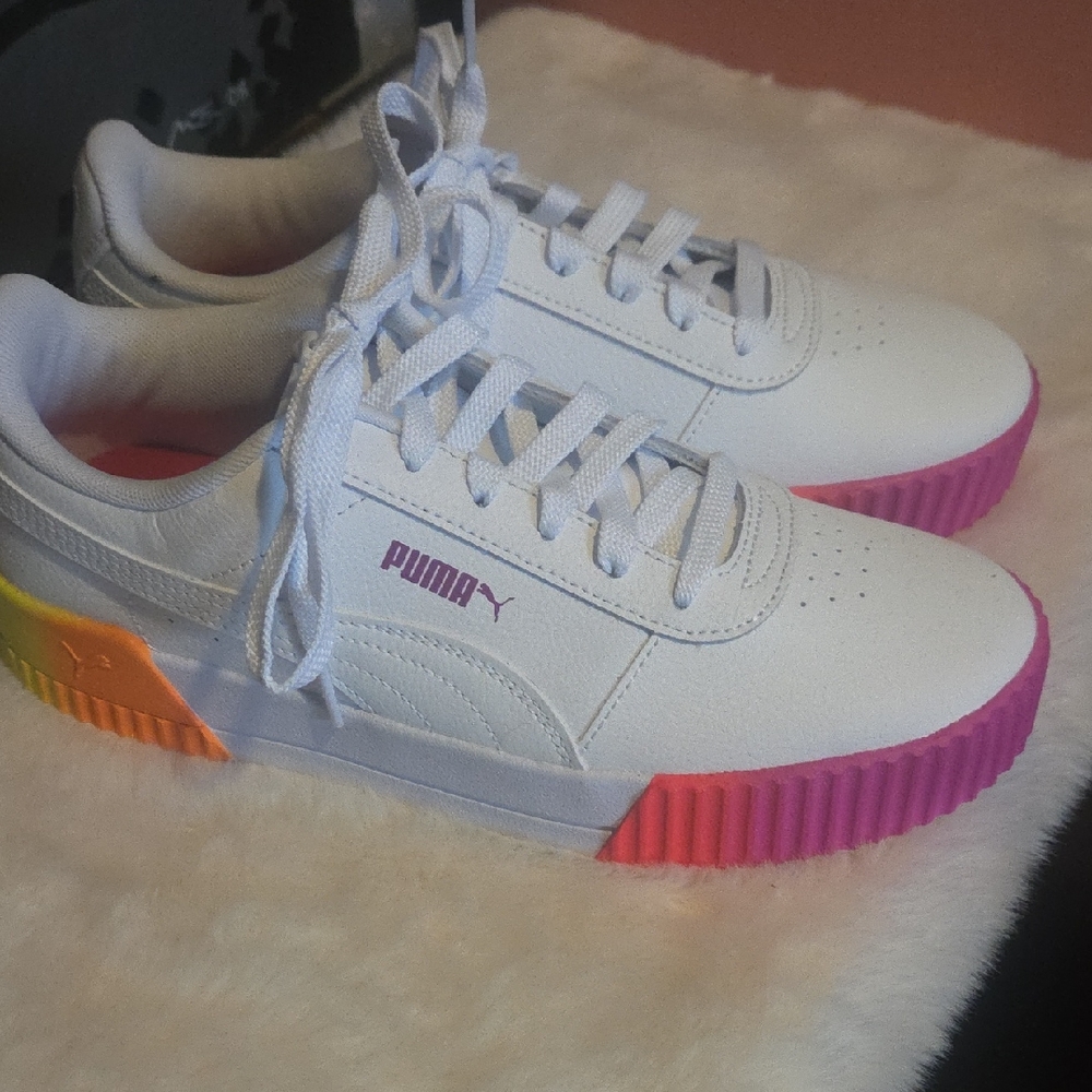 Puma Women's Sneakers - White with Rainbow Soles